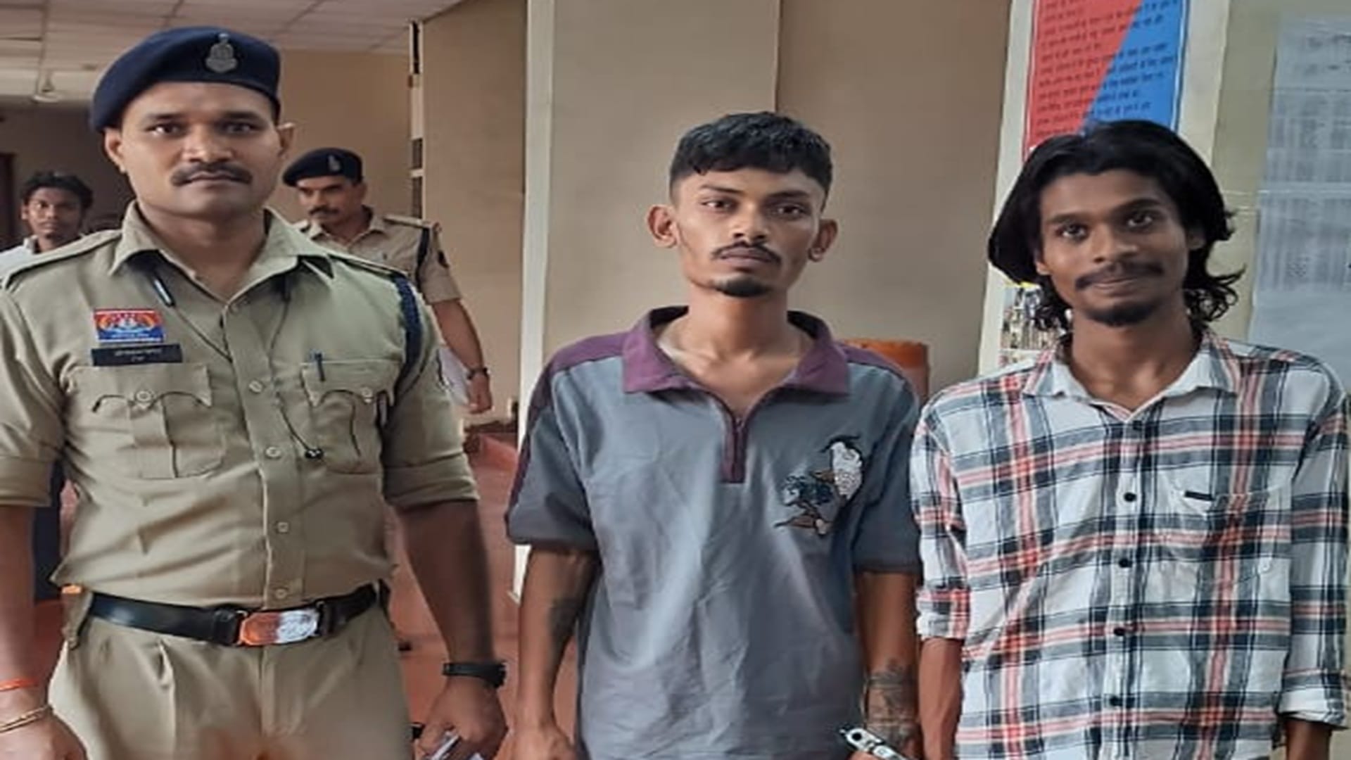 पुलिस के गिरफ्त में आरोपी