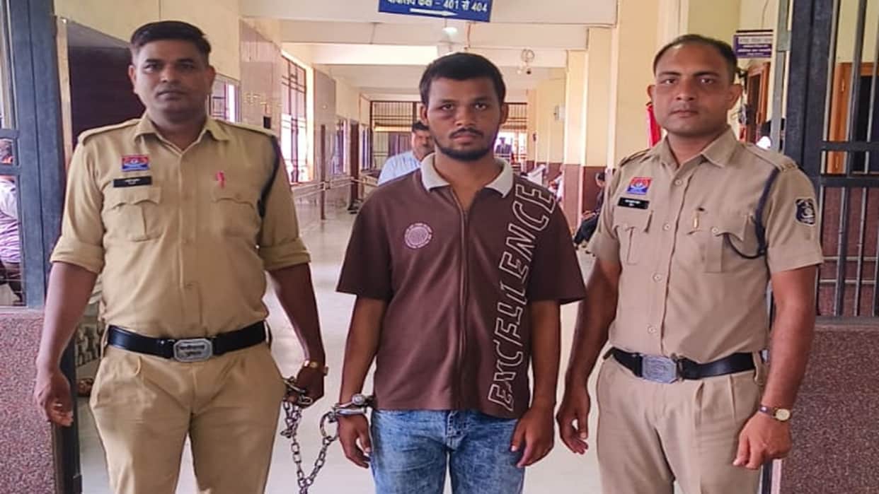 Youth arrested for threatening to make obscene photos viral on Instagram, mobile seized