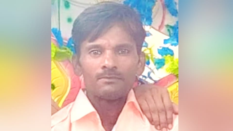 Baghpat: Wife and her lover doused a young man with petrol and burned him alive; he died after battling for hi