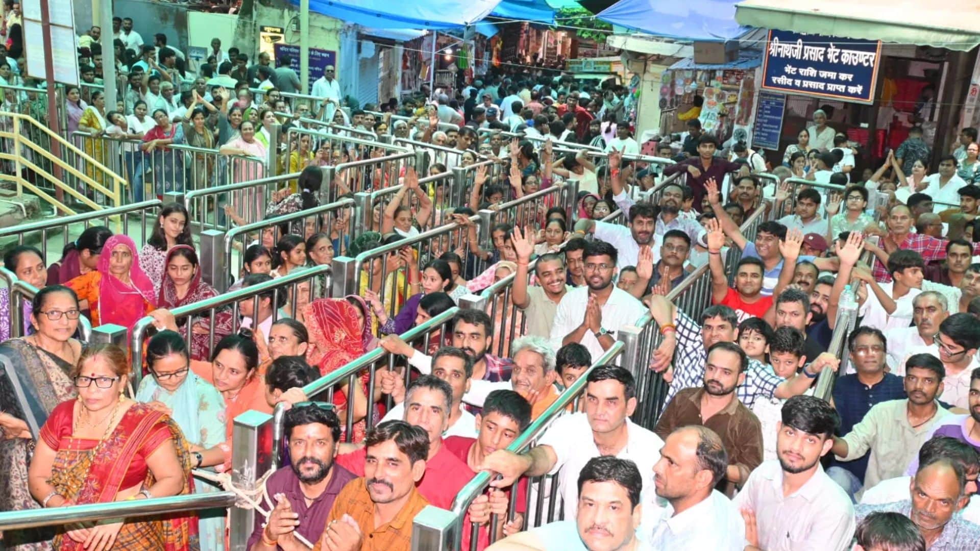 श्रीनाथज में ज्येष्ठाभिषेक स्नान महोत्सव उमड़े हजारों श्रद्धालु