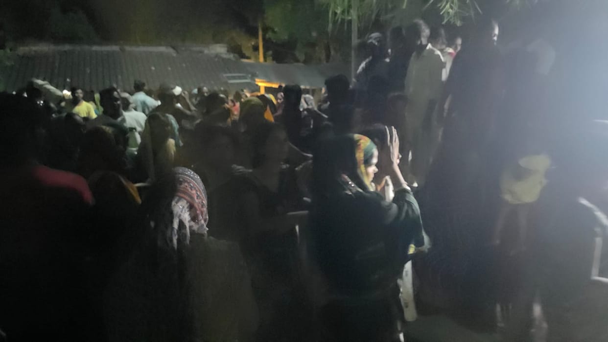 Ambedkar Nagar: Body of Sanjeev, killed in encounter, arrives, last rites performed late at night; police pres