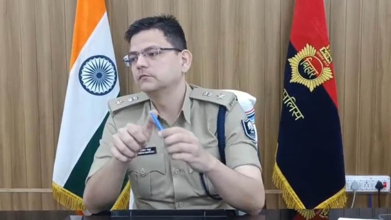 Bihar Constable Recruitment Exam 2026 Solver Gang Member Arrested with Electronic Device