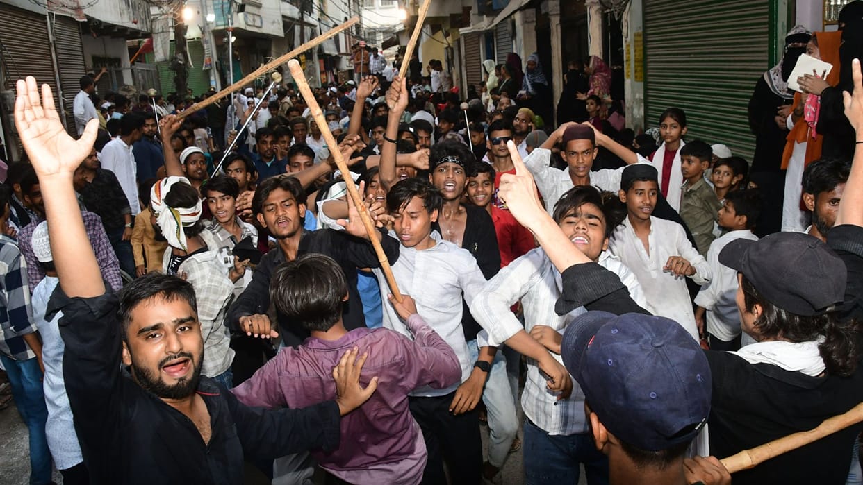 Varanasi News sound danka echoed through silence two-kilometer journey took five hours to complete