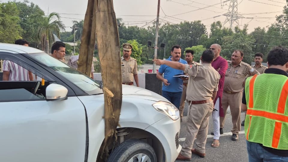 कार ने बाइक को मारी टक्कर