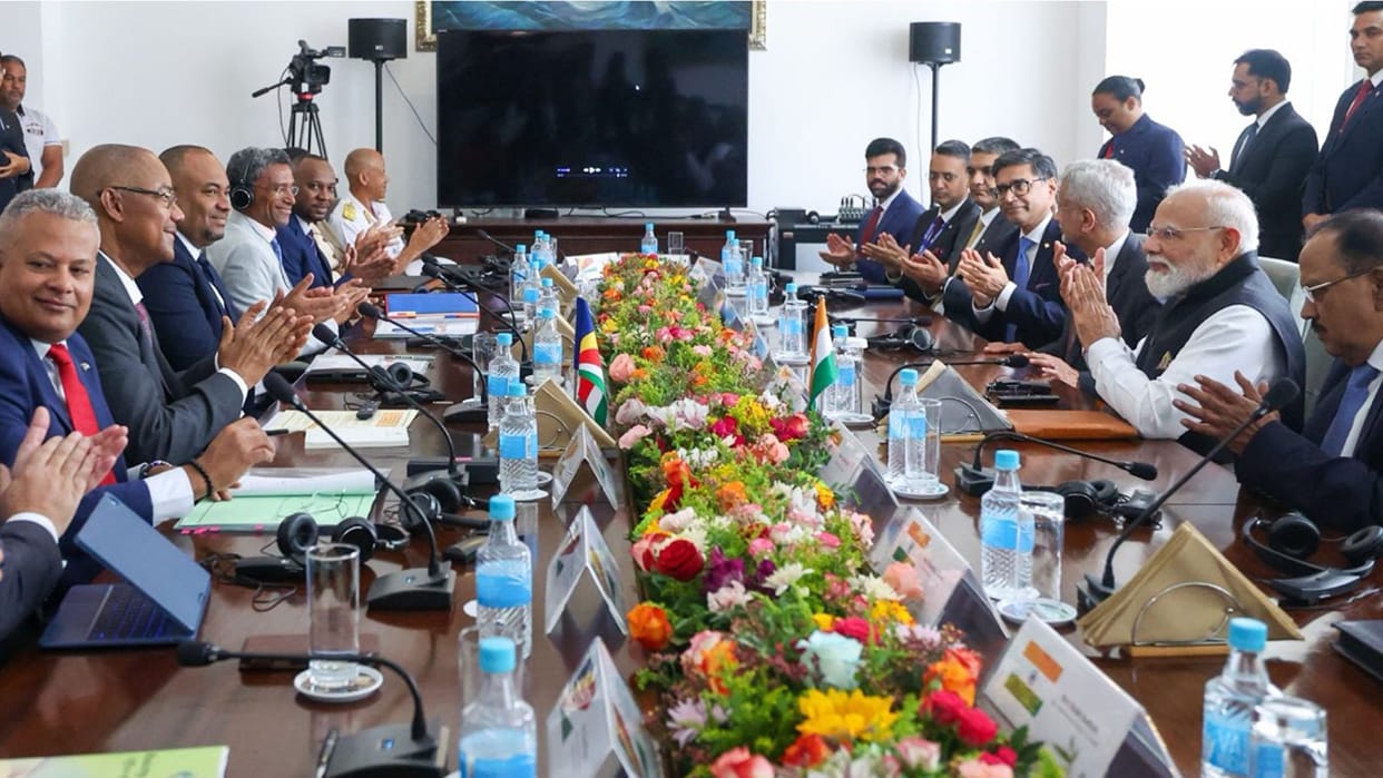 pm modi seychelles visit india seychelles relations upi line of credit blue horizon award  bilateral talks