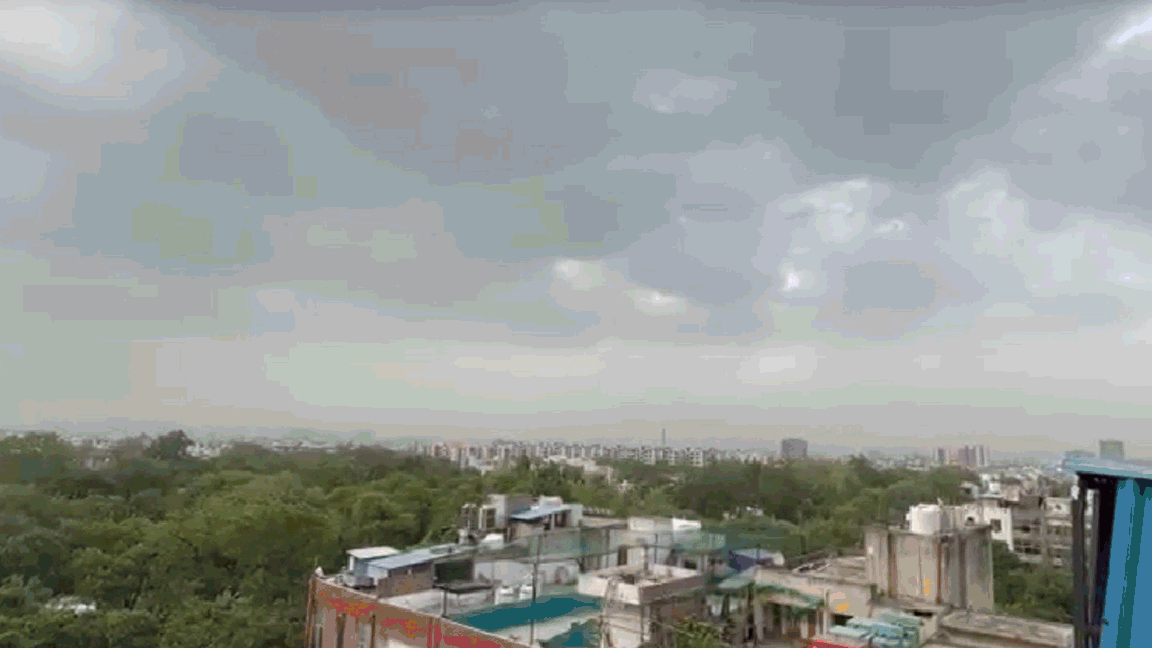 Delhi Weather Forecast Temperature drops in Delhi due to heavy rain