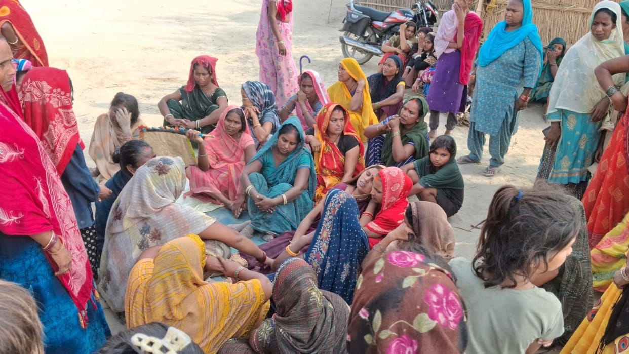 Azamgarh Young man visiting maternal grandparents home drowns in Ghaghara River no trace found even 24 hours