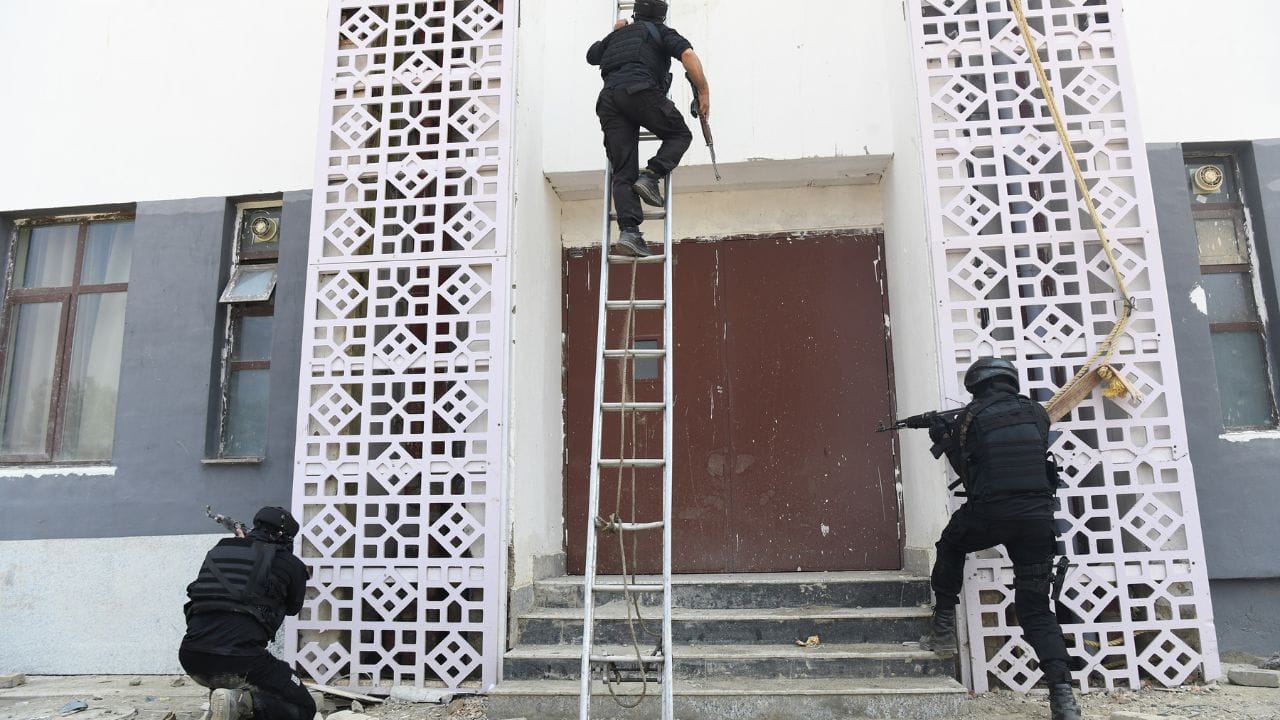 photos of security agencies' mock drill ahead of the Amarnath Yatra.