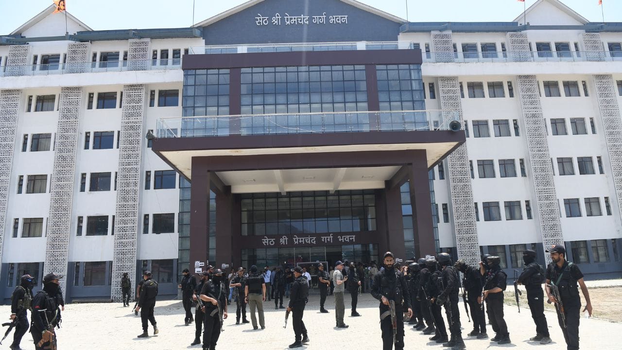 photos of security agencies' mock drill ahead of the Amarnath Yatra.