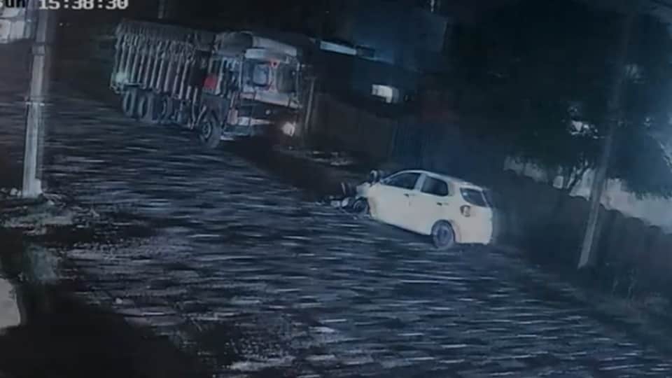 Kabaddi player dies in road accident in Bahadurgarh; watch the video of the head-on collision between a truck