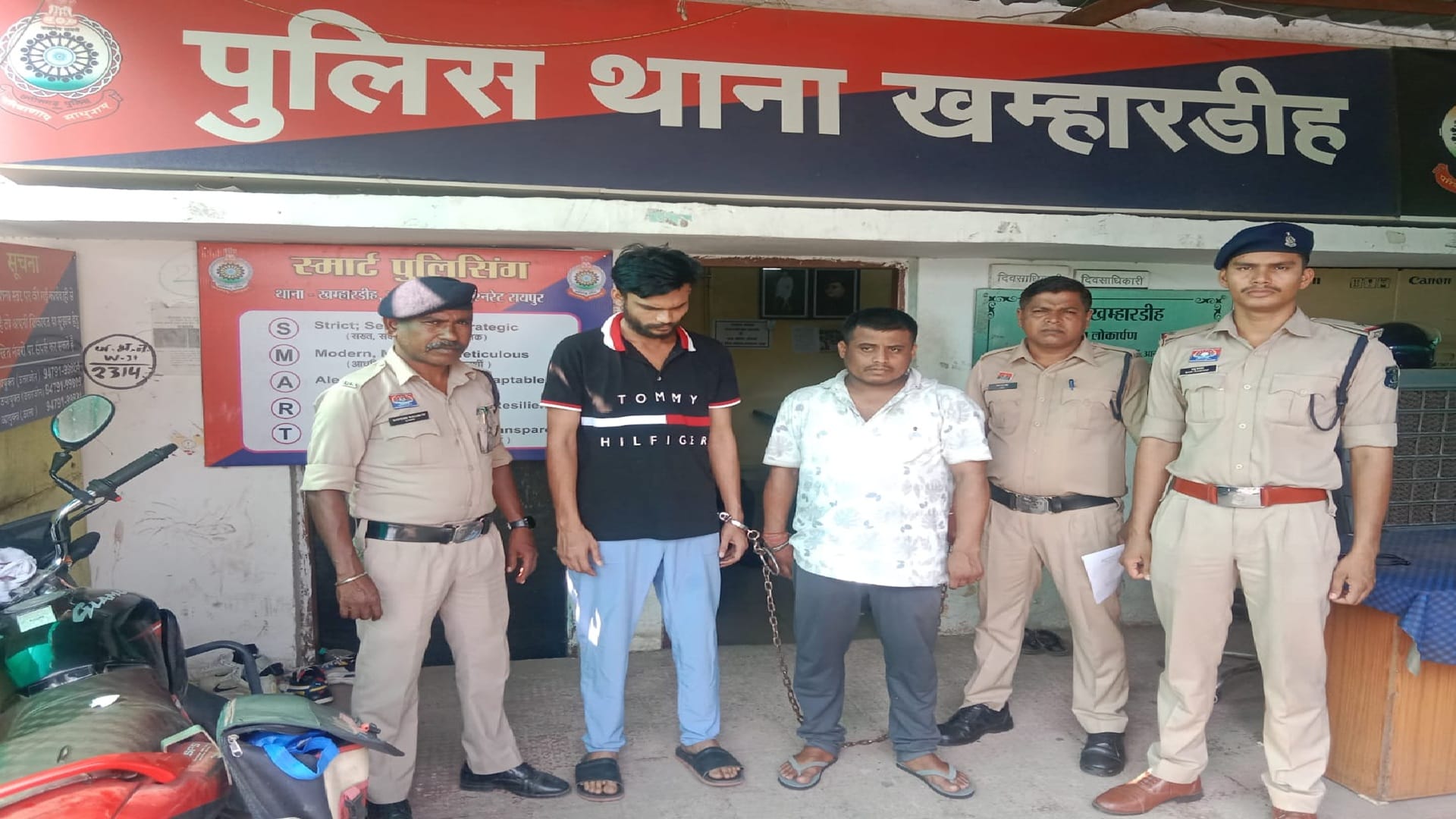 पुलिस के गिरफ्त में आरोपी