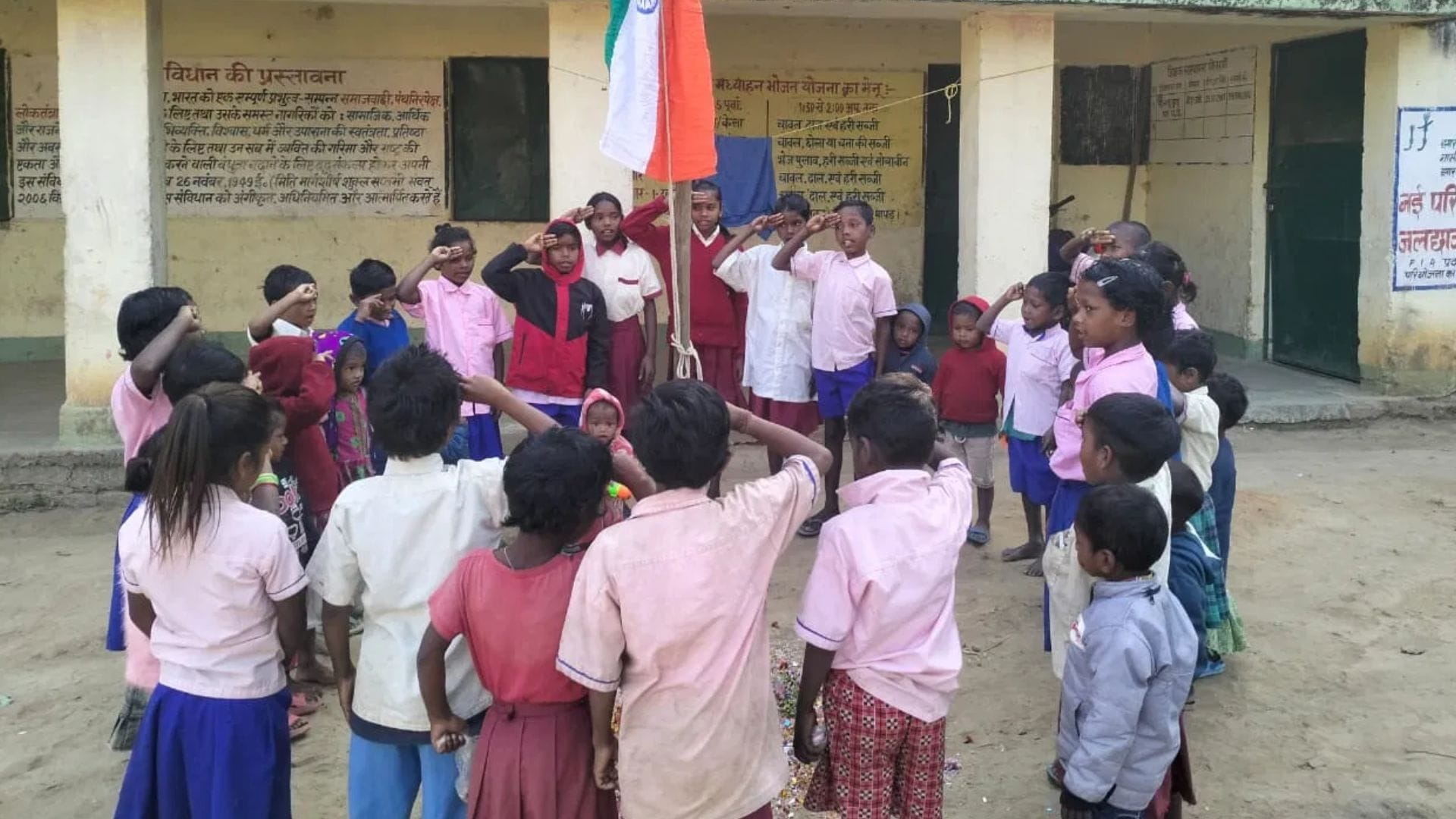 मुरहू प्रखंड क्षेत्र के सरकारी स्कूलों का दृश्य
