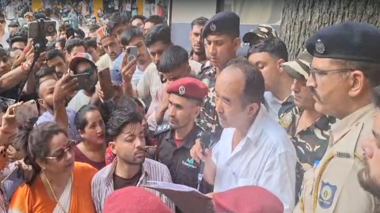 Medical officer suspended in case of woman's death after childbirth in Kullu; protests ongoing for two days.