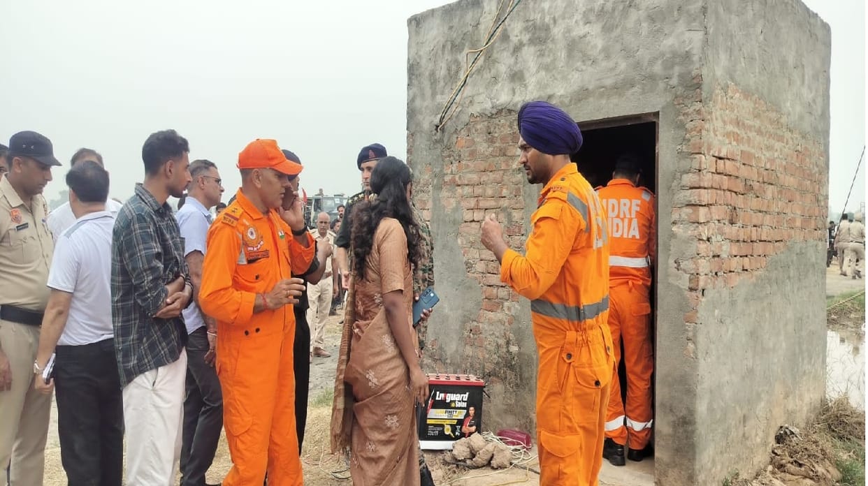 child falls into a 220-foot-deep borewell in Ambala; Army takes charge; rescue operation underway