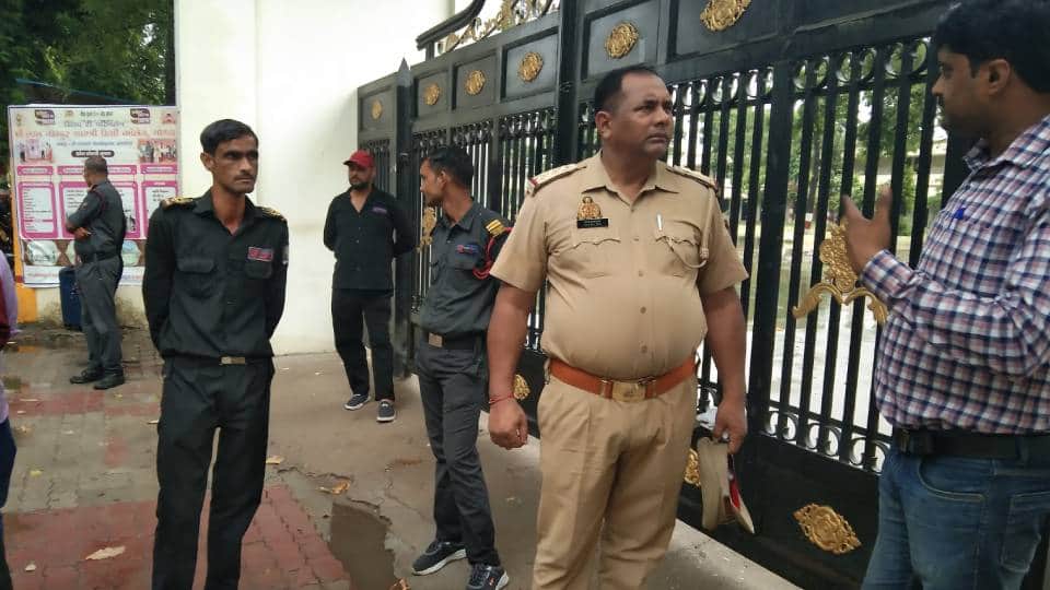 Brother died from electrocuted while trying to save his sister who had come to Gonda to take B.Ed. exam