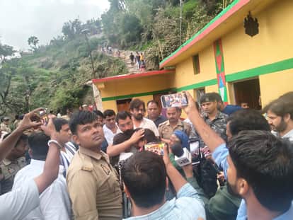 Nagina MP Chandrashekhar Azad visited Deval Uttarakhand  and meets Ketan family
