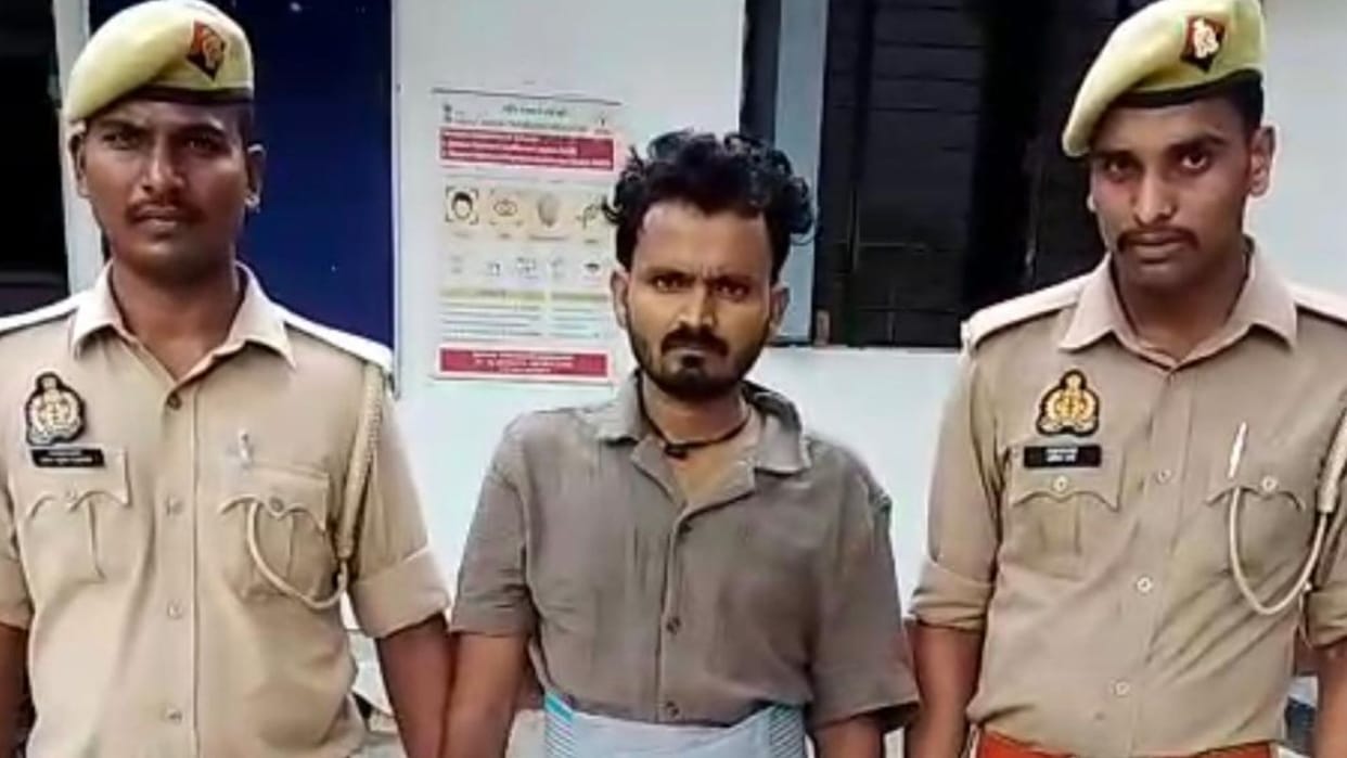 Husband arrested in Azamgarh for allegedly stabbing his wife to death