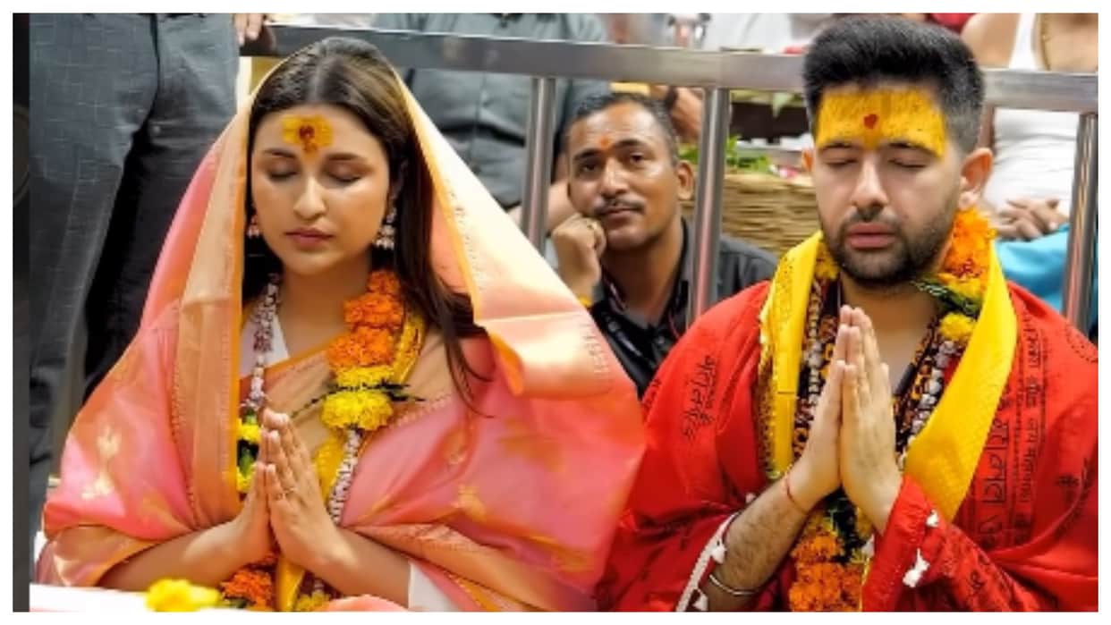 Parineeti Chopra and Raghav Chadha seek blessings at Ujjain Mahakal