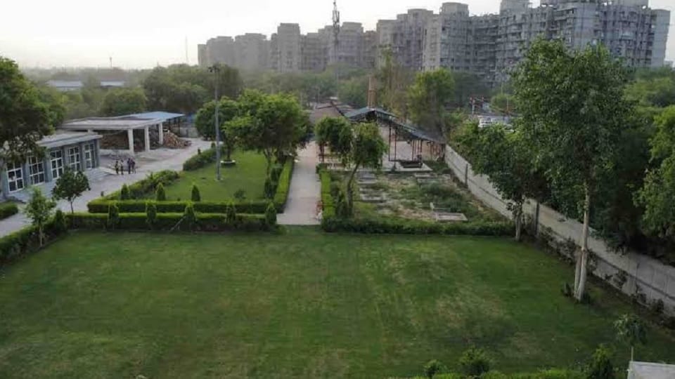Dispute over the management of the Dwarka Sector-24 cremation ground