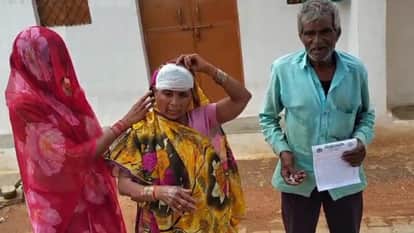 Jhansi: Cook injured by falling debris from the dilapidated roof of a primary school
