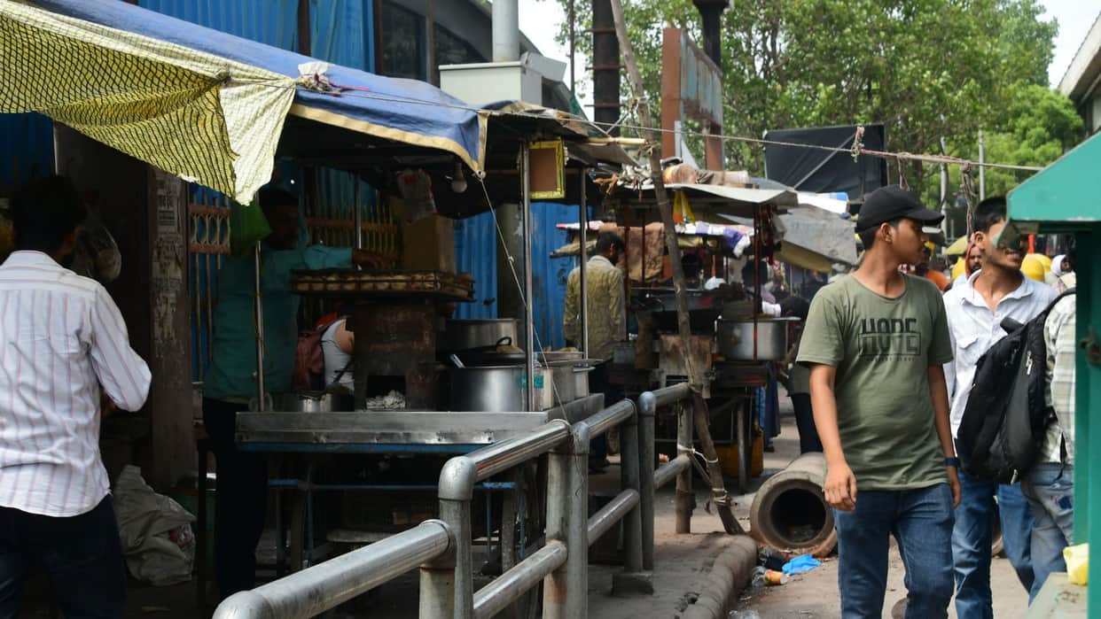 Varanasi Police wrote to Municipal Corporation 50 times in month to remove encroachments from 22 intersections