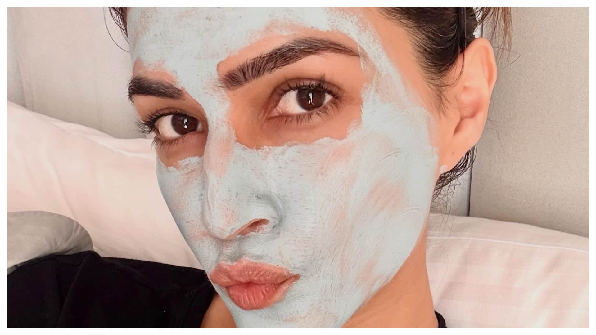 Kriti Sanon Subtly Rubbishes Kabir Bahia Breakup Rumours Drops Mushy Moment With Rumoured Beau