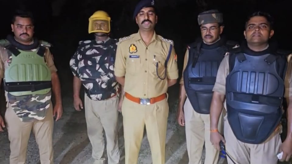 Two Robbery Accused Held After Police Encounter, One Shot in Leg; Looted Ertiga Recovered
