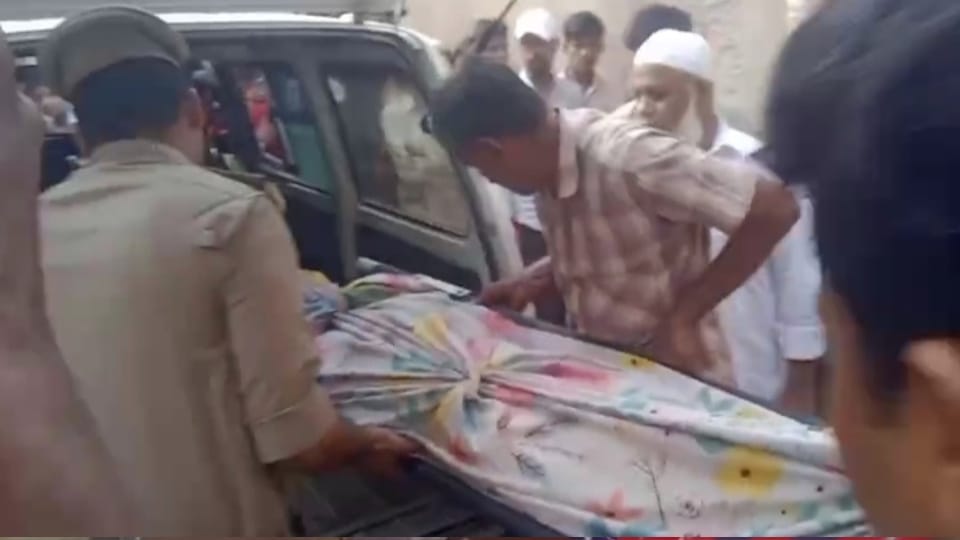 Meerut Honour Killing Brother Arrested After Allegedly Killing Sister Over Love Affair UP Crime News in Hindi