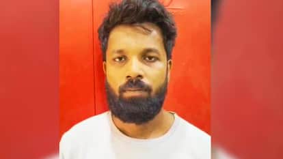 पुलिस की गिरफ्त में आदित्य कुमार।