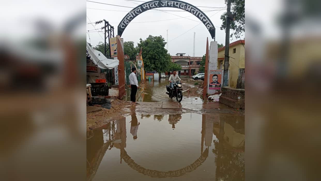 Monsoon arrives – 27.4 mm of rainfall recorded across the district; orange alert issued.