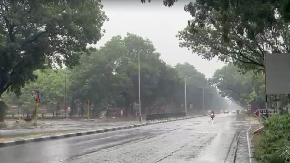 Heavy rain alert for Punjab today in three districts weather to change again after two days of respite