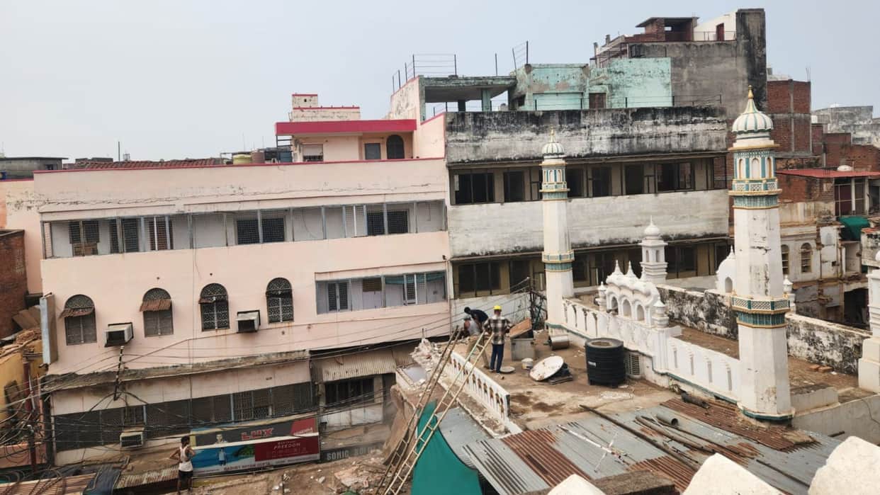 Dalmandi widening Demolition drive against mosques begins over 500 police personnel deployed in varanasi