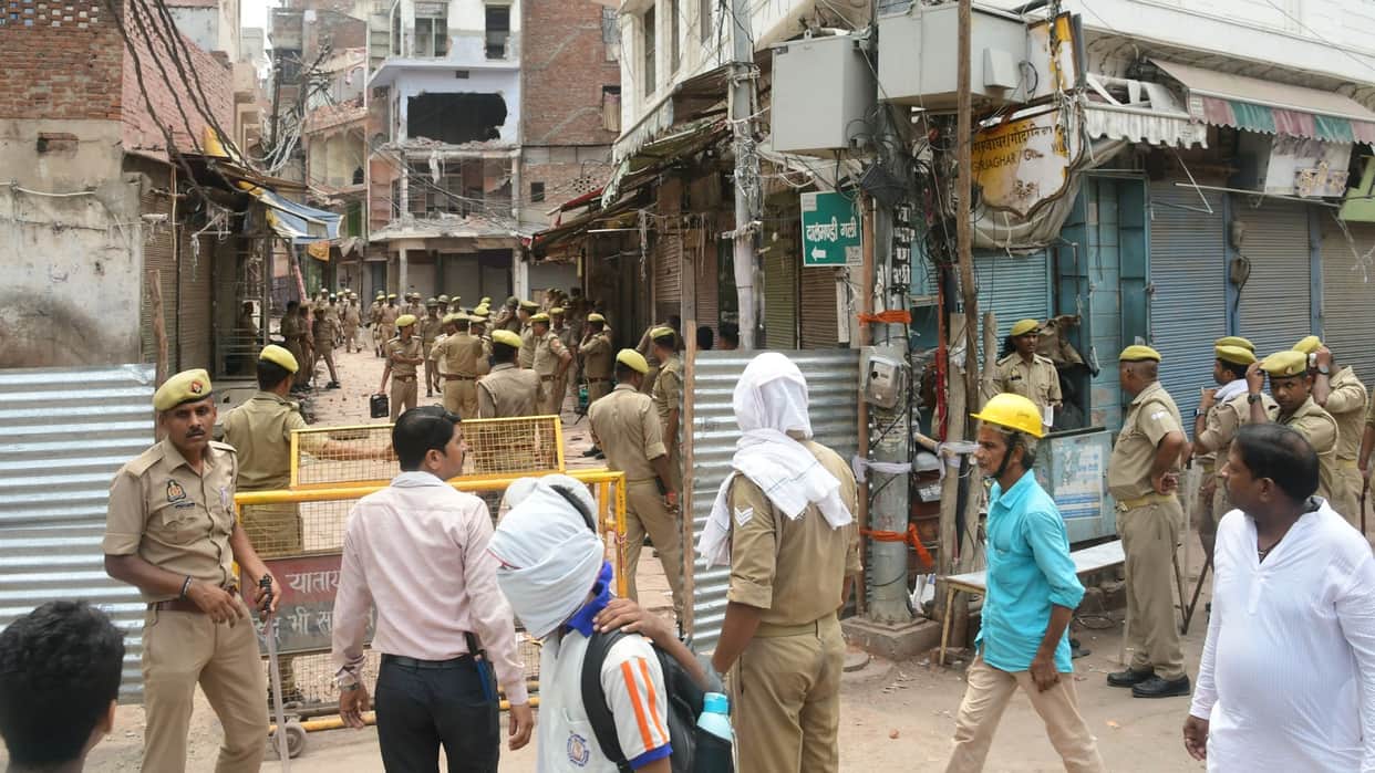 Varanasi News Shopkeeper dies after monkey drops brick in Dalmandi officials visit trauma center