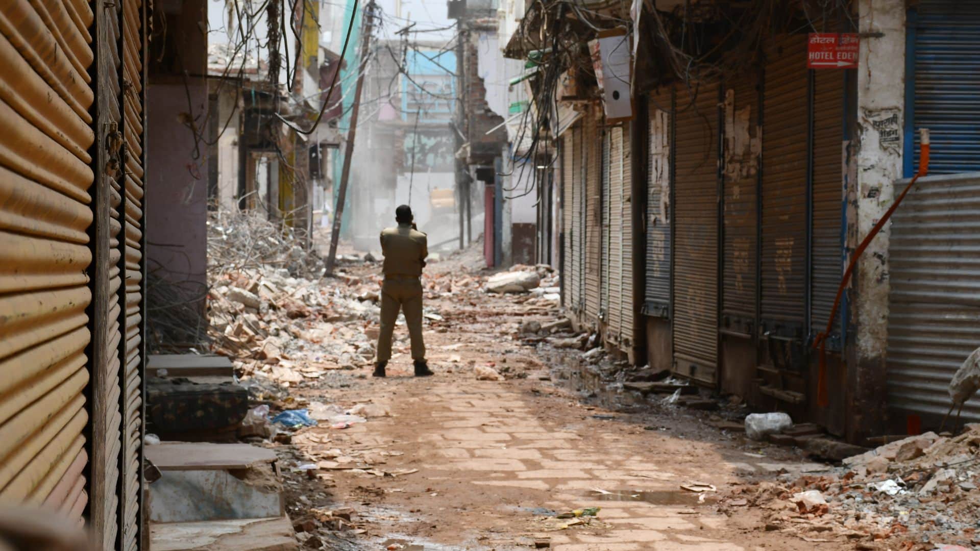 Sledgehammers strike five mosques 54 houses demolished in Dalmandi action carried Poclain and JCB machines