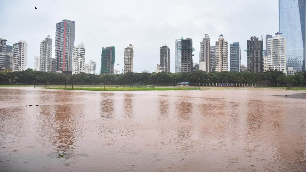 Heavy rainfall disrupts normal life in Mumbai waterlogging in several areas what did the IMD say the alert