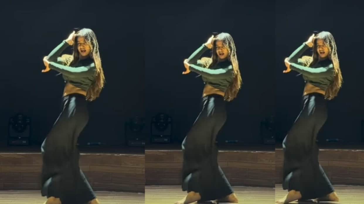 Dance Video viral girl dance on lovely song sizzling killing expression viral video trending