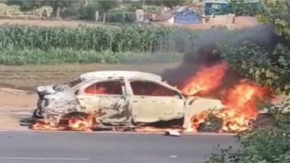 Car Explodes Moments After Stopping Six Lakh Cash Burnt in Blaze