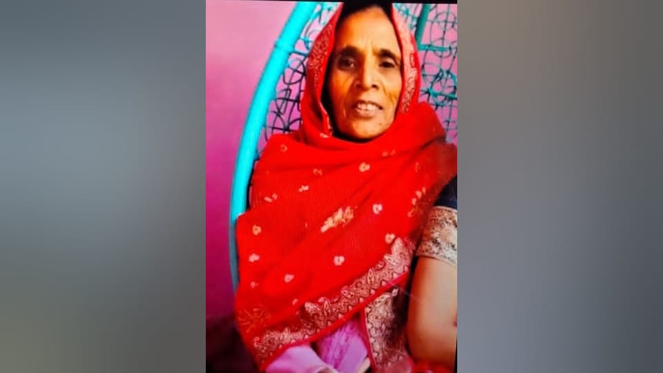 Constable mother murdered in Parikshitgarh meerut Naked body white hair in woman hands