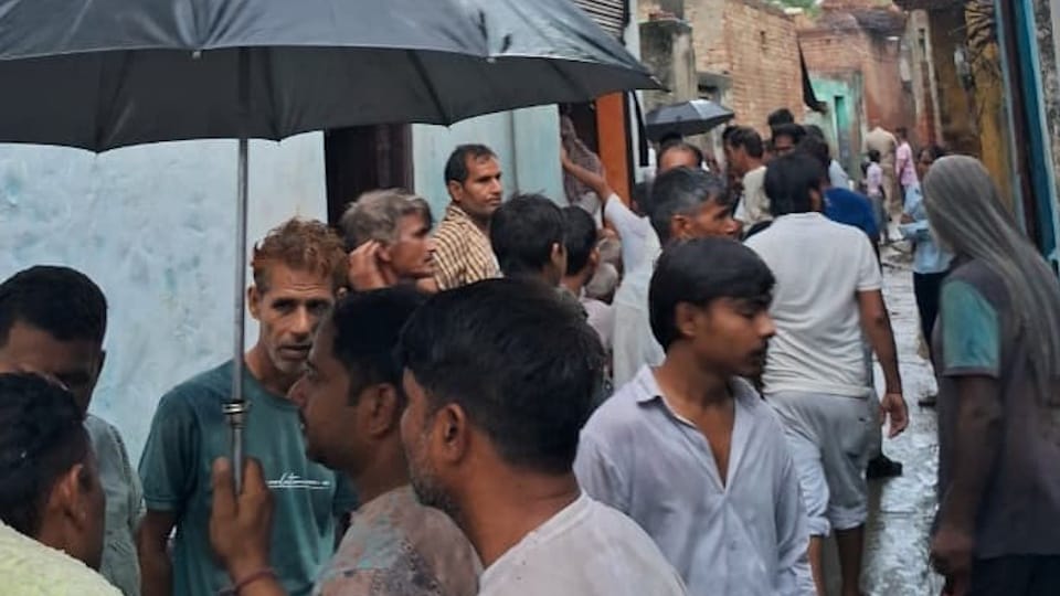 Constable mother murdered in Parikshitgarh meerut Naked body white hair in woman hands