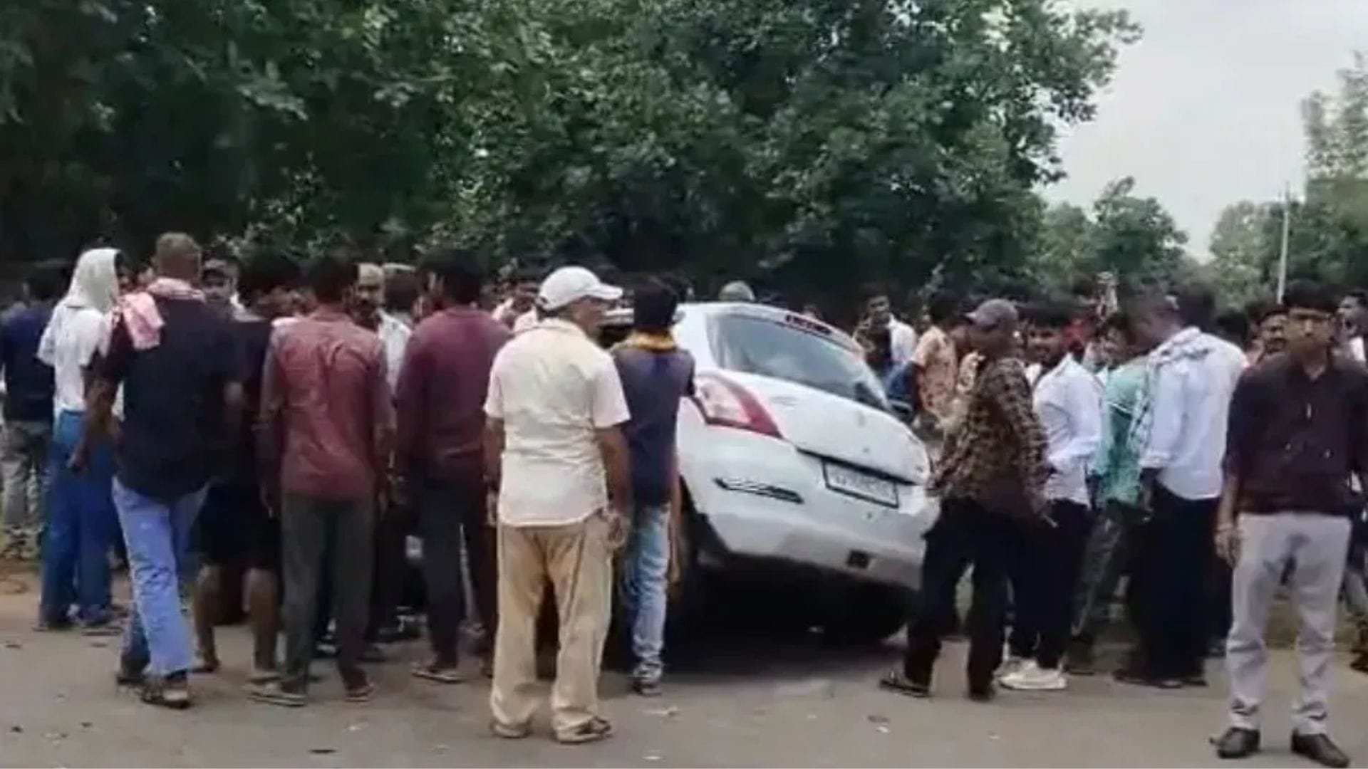 दुर्घटनाग्रस्त कार