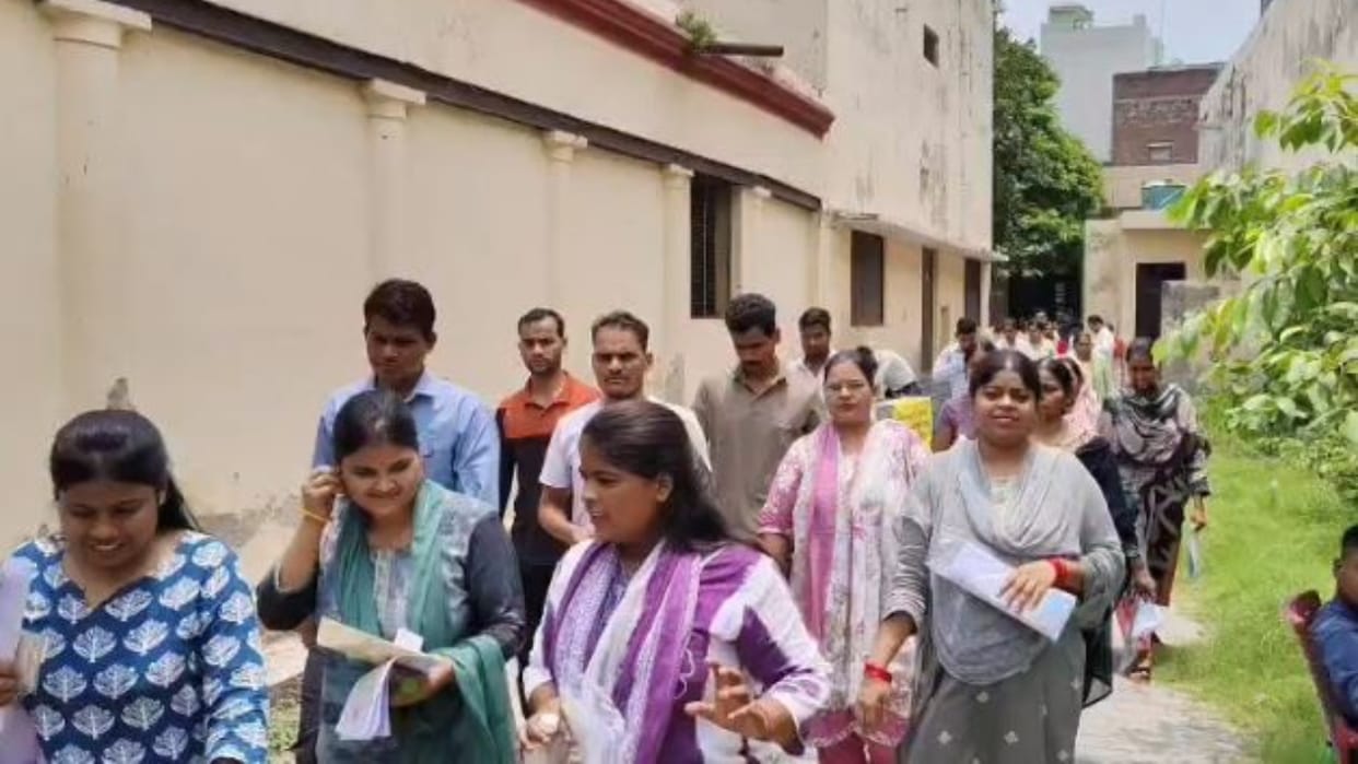 UPTET 2026 Teacher Eligibility Test conducted at 17 centers in Bareilly