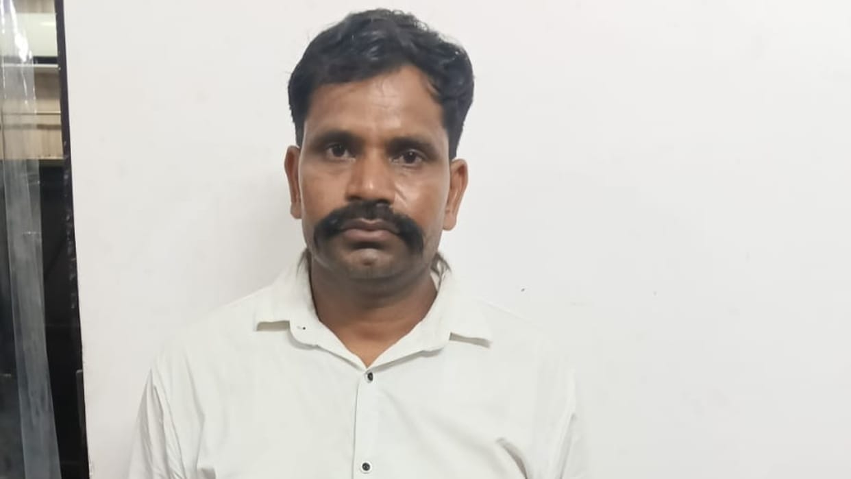 candidate arrived to take exam in Bareilly hide his identity exposed during biometric verification