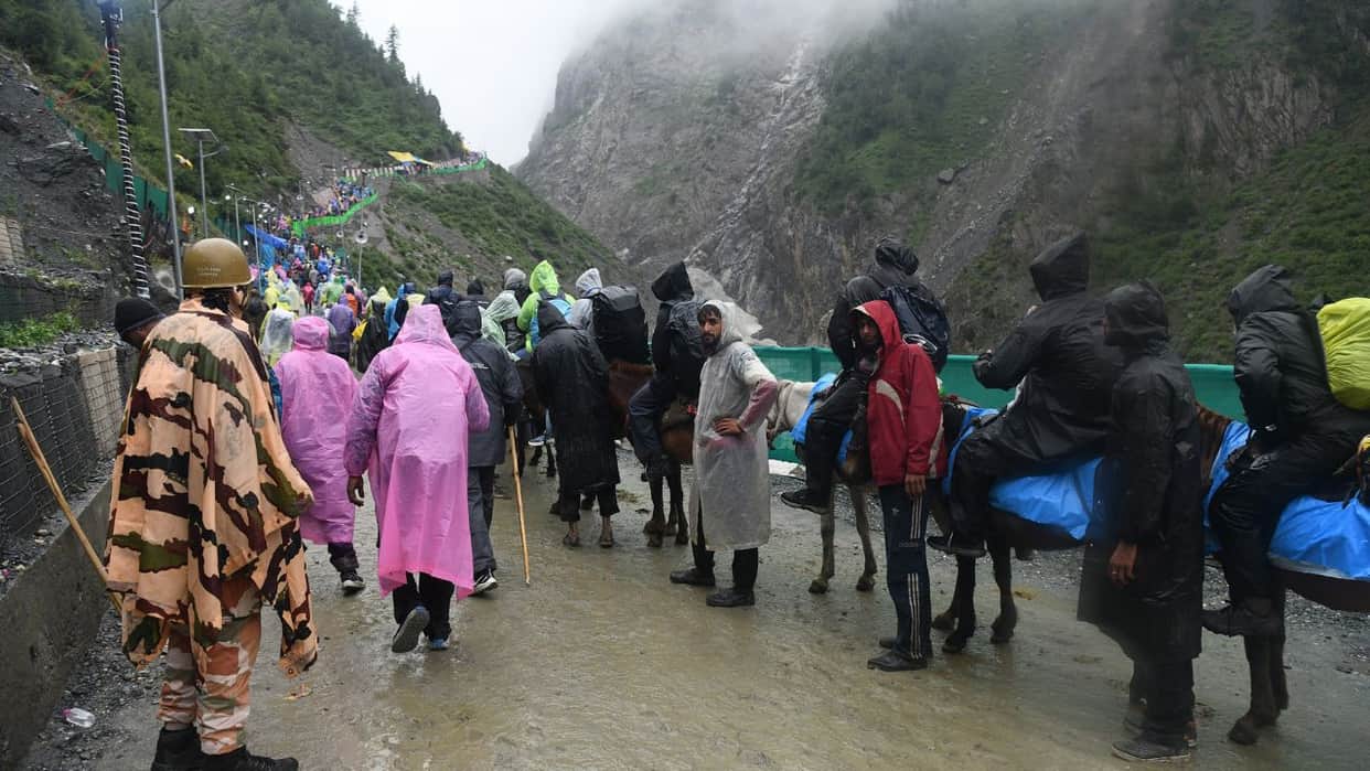 Fresh batch of pilgrims leaves for Amarnath yatra Jammu