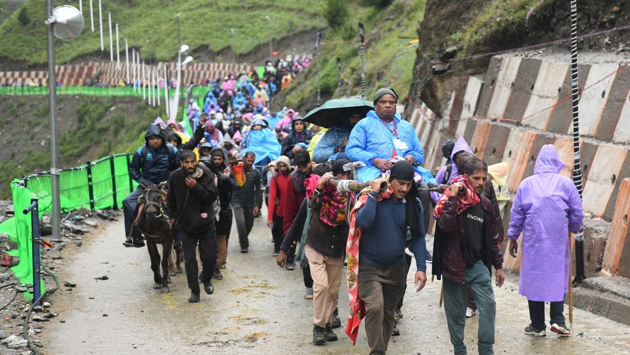 Another batch of pilgrims leave Jammu for Amarnath shrine Jammu