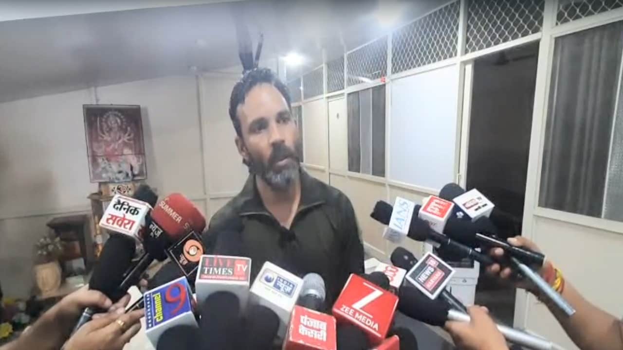 अनिल कुमार।