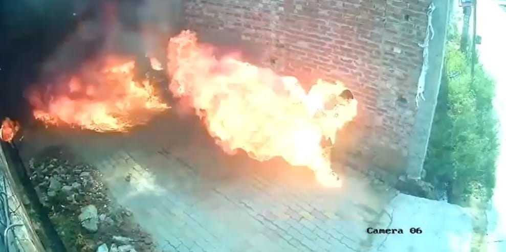 Brother-in-law burns brother-in-law alive in Tarn Taran
