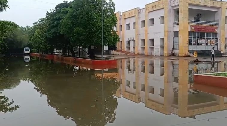 Kanpur Weather Low pressure area formed over Bay of Bengal heavy rain expected from tomorrow