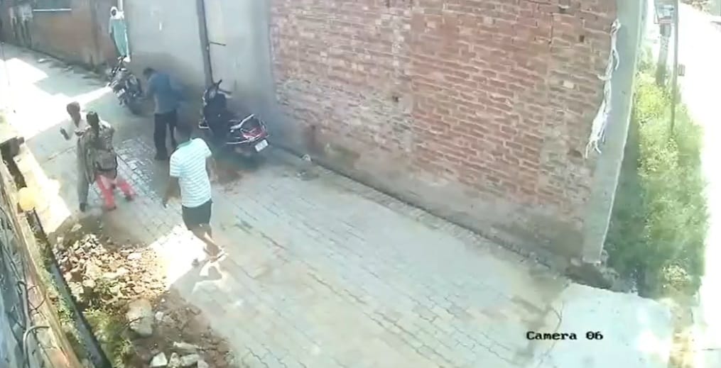 Brother-in-law burns brother-in-law alive in Tarn Taran