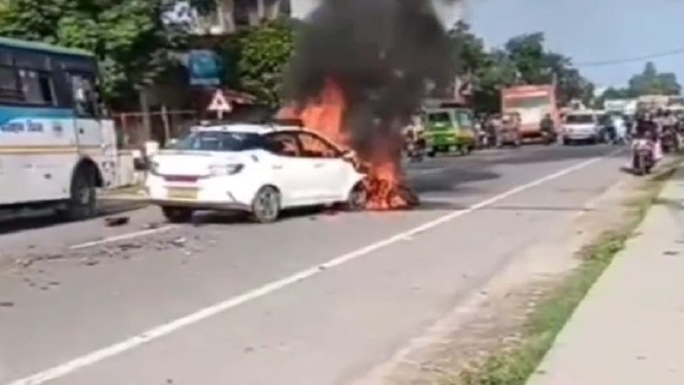 Two dead in car-bike collision in rudrapur