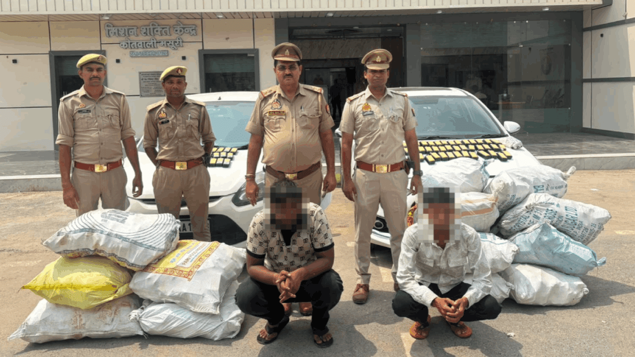 Masuri police in Ghaziabad arrested two cunning liquor smugglers